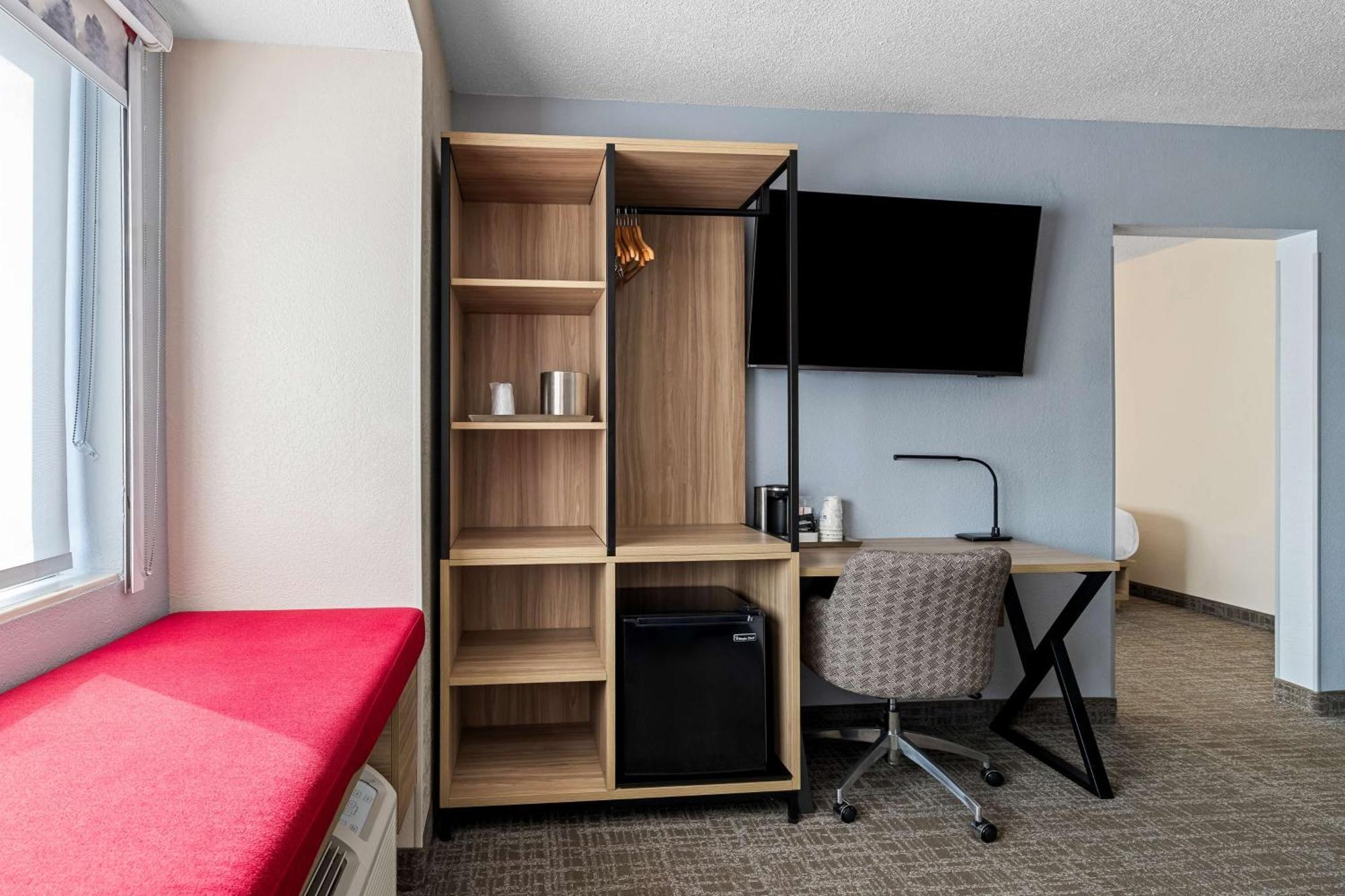 Best Western Buffalo Inn & Suites エクステリア 写真